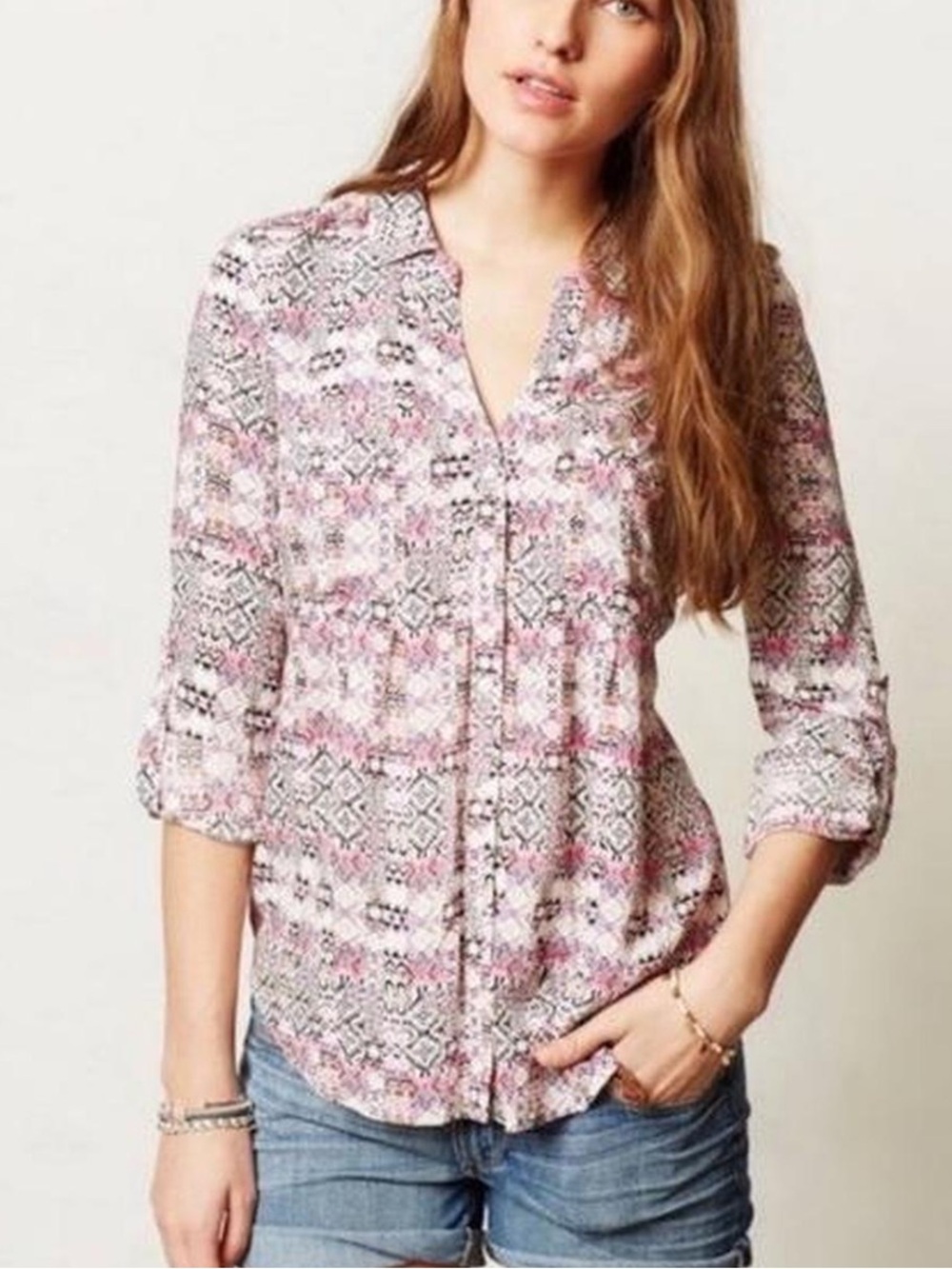 Maeve Anthropologie Pink Geometric V-Neck Roll-Sleeve Blouse